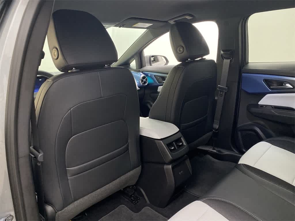 Thumbnail: 2024 Chevrolet Equinox - 16