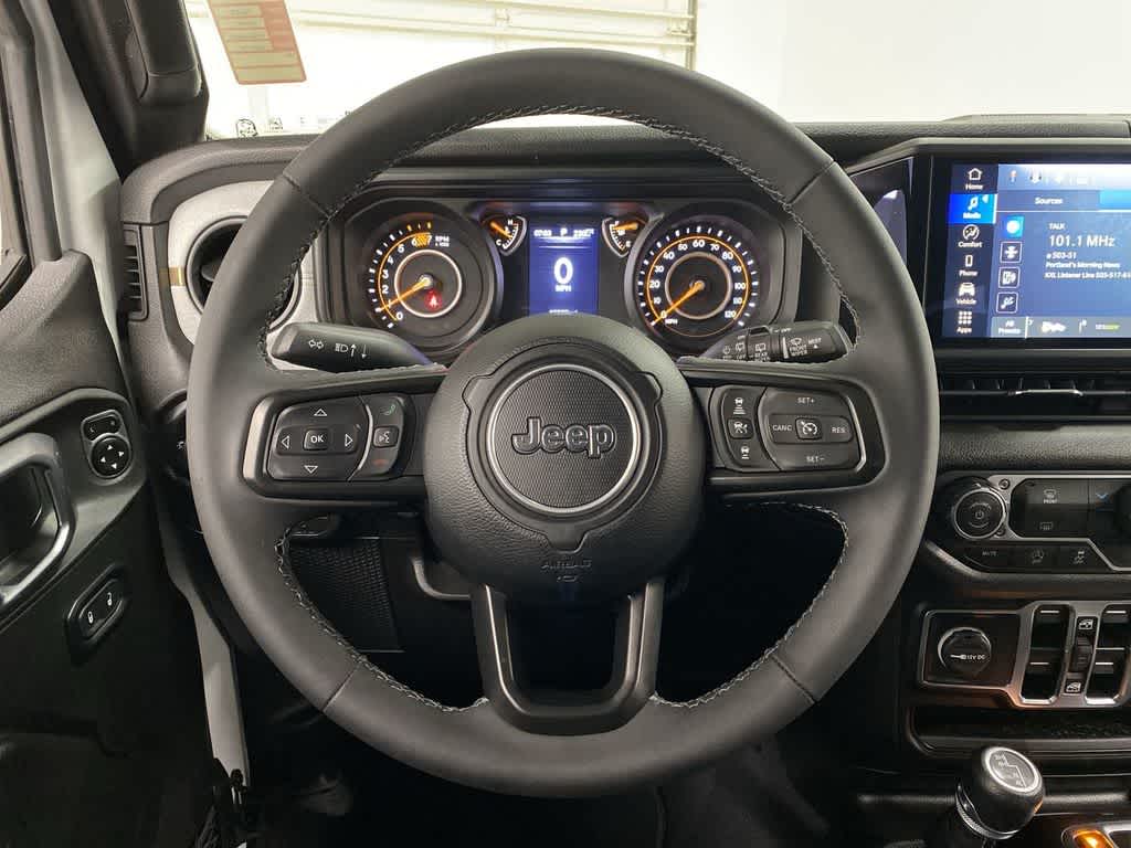 Thumbnail: 2025 Jeep Wrangler - 19