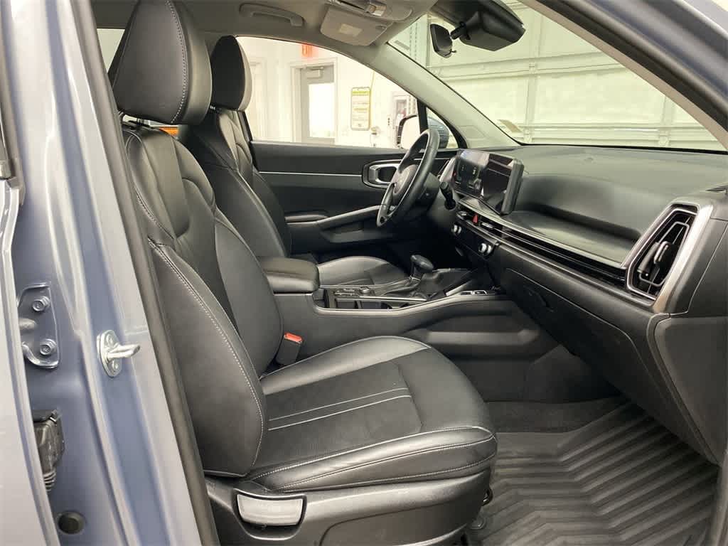 Thumbnail: 2025 Kia Sorento - 19