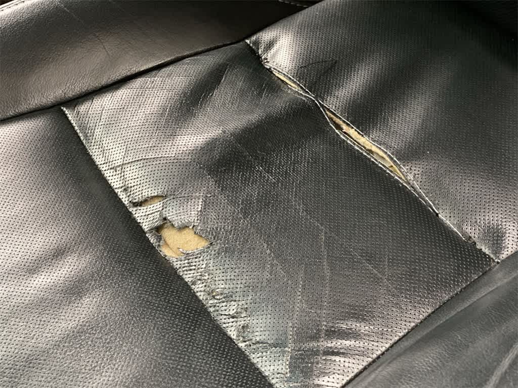 Thumbnail: 2016 Toyota Sienna - 36