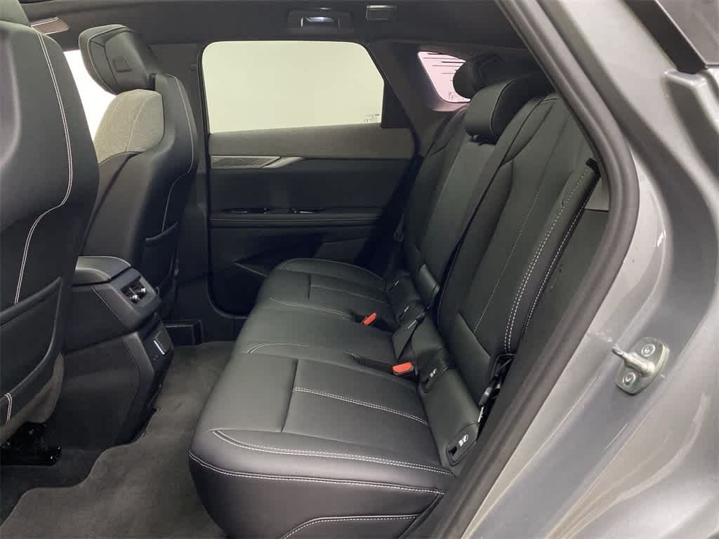 Thumbnail: 2025 Cadillac Optiq - 17