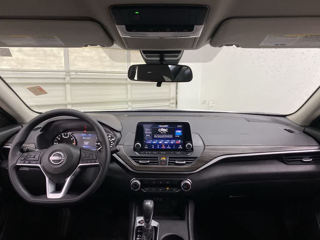 Thumbnail: 2025 Nissan Altima - 12