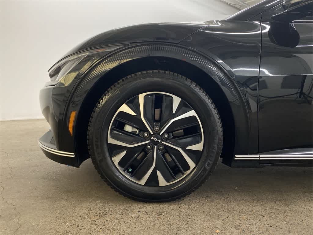 Thumbnail: 2023 Kia EV6 - 11