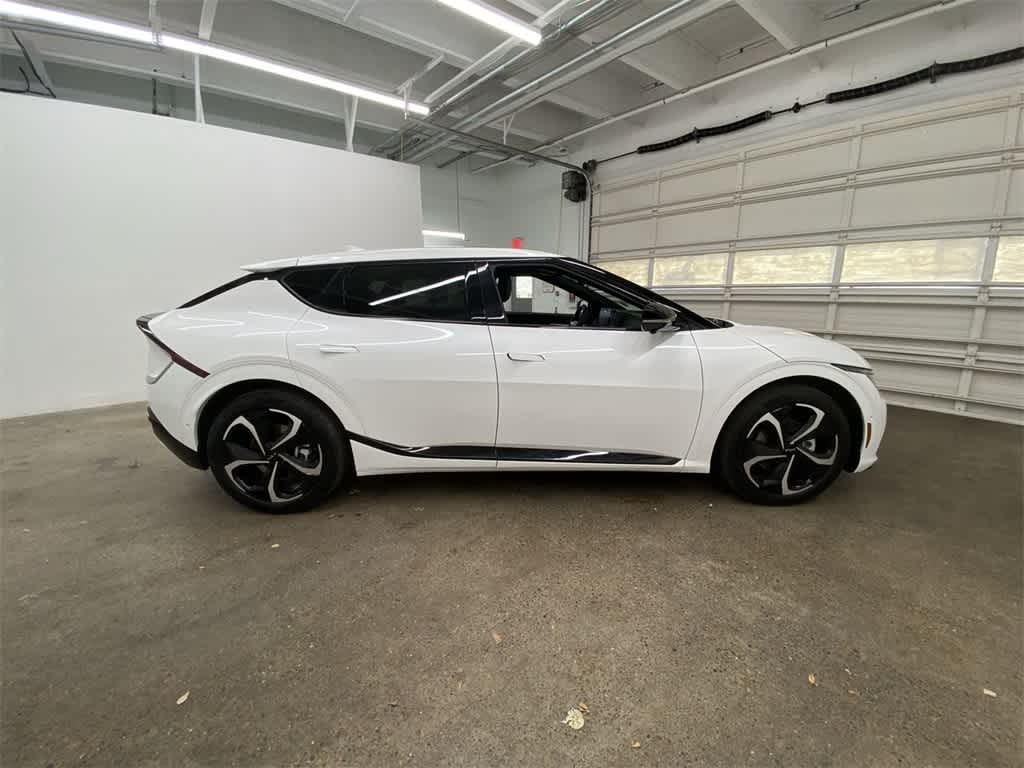 Thumbnail: 2023 Kia EV6 - 7
