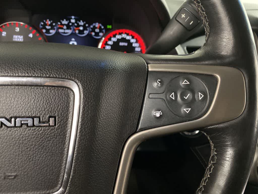 Thumbnail: 2016 GMC Yukon - 21