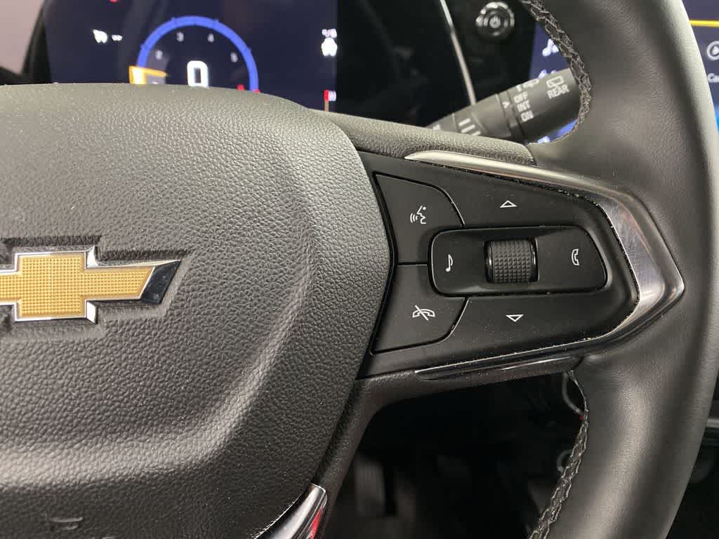 Thumbnail: 2025 Chevrolet Trax - 23