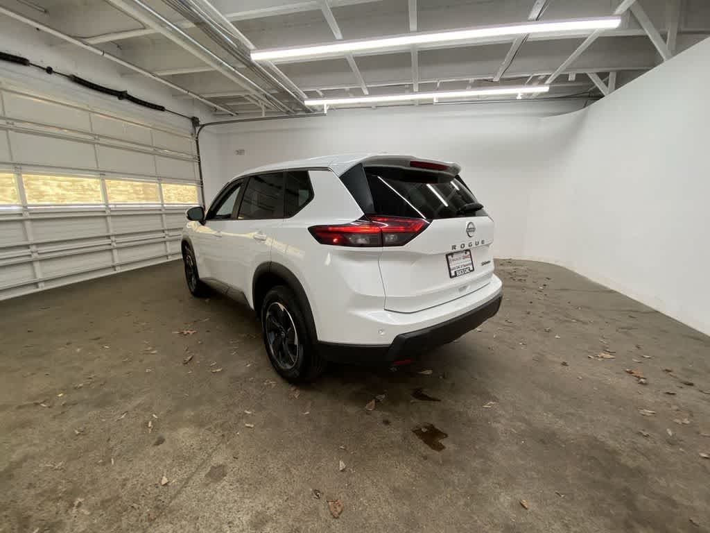 Thumbnail: 2024 Nissan Rogue - 4