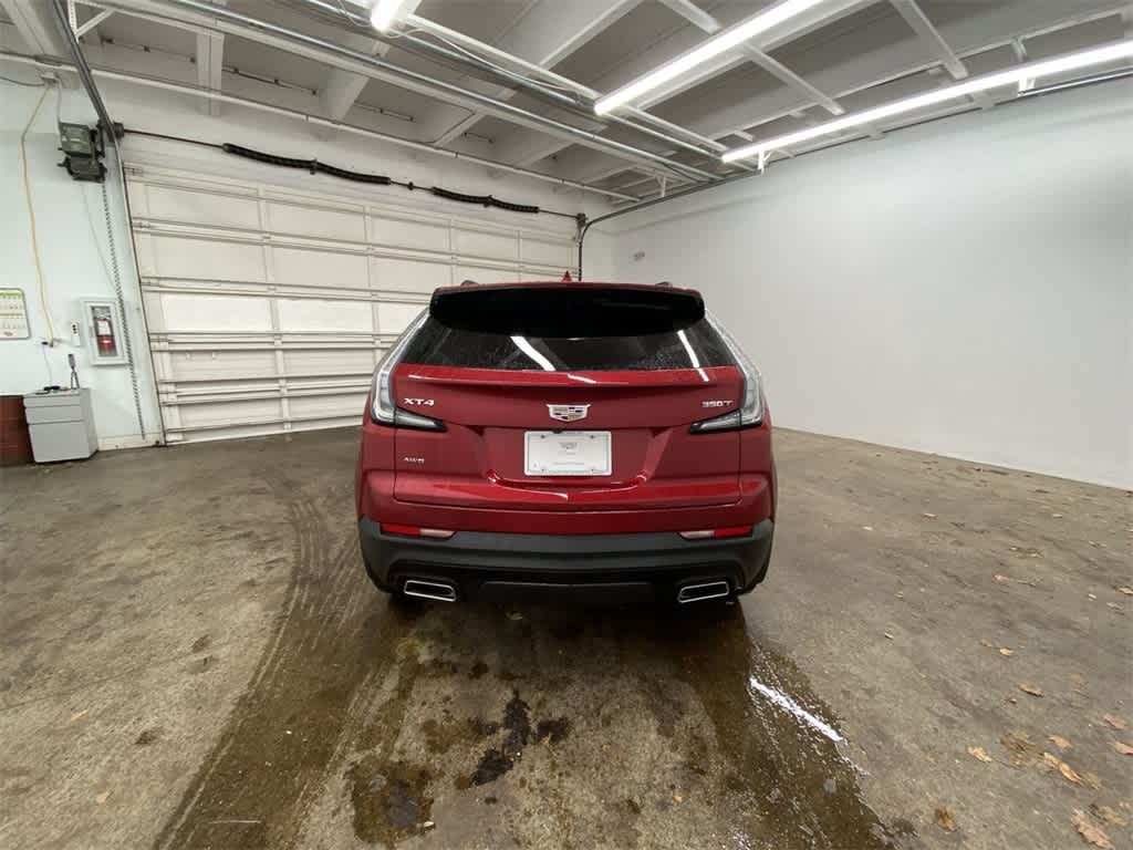 Thumbnail: 2021 Cadillac XT4 - 5