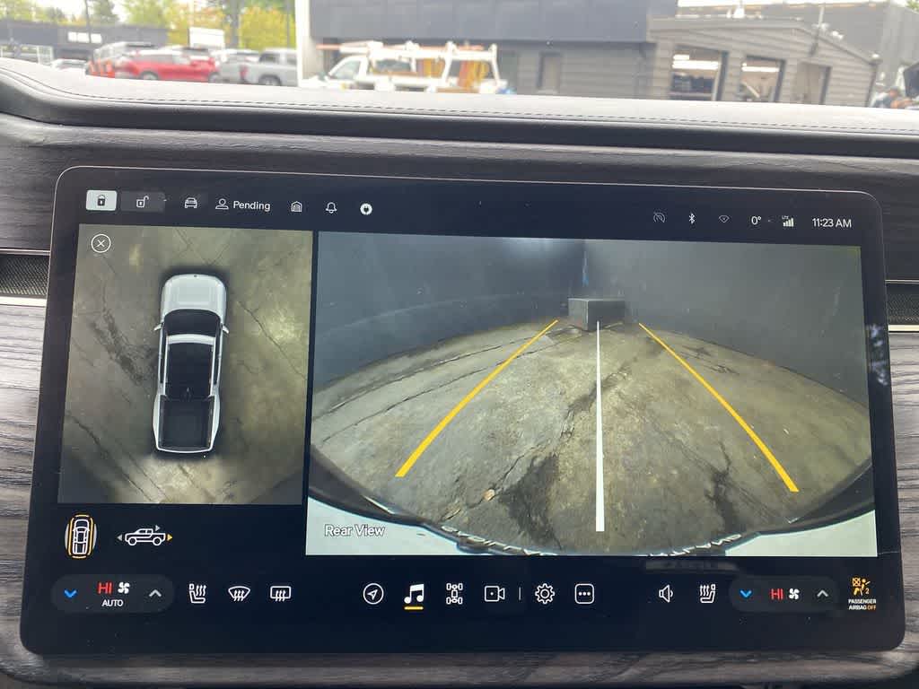 Thumbnail: 2023 Rivian R1T - 24