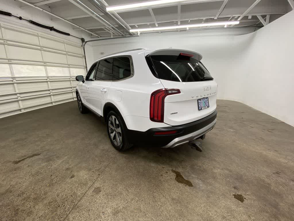 Thumbnail: 2022 Kia Telluride - 4