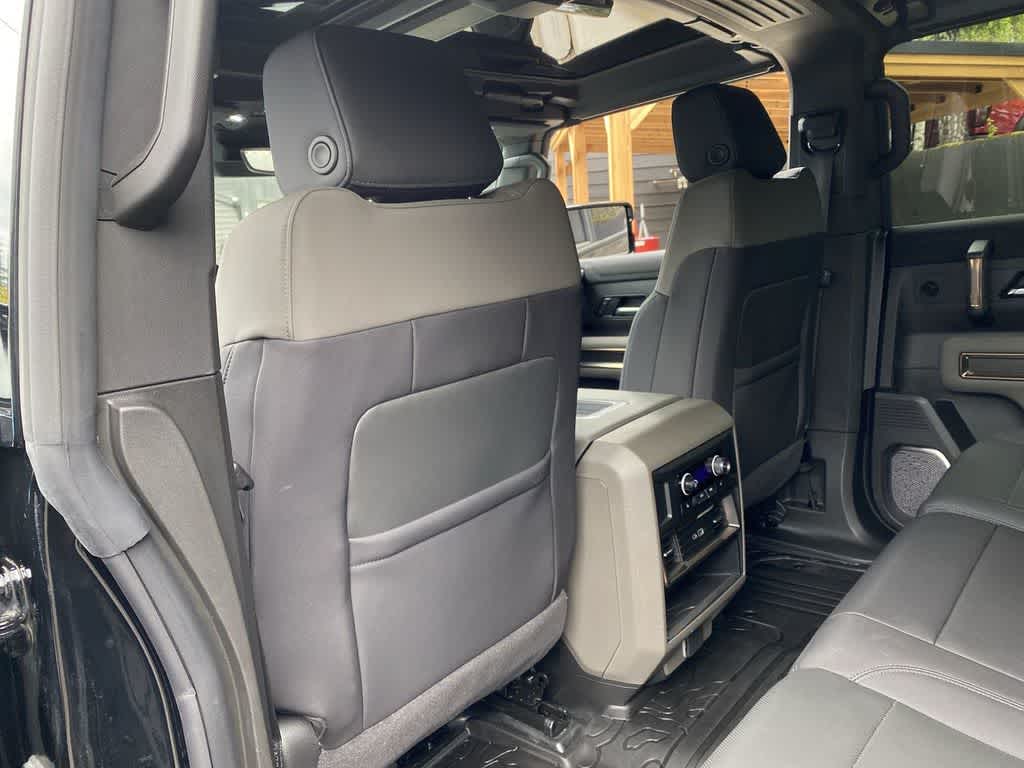 Thumbnail: 2025 GMC Hummer EV - 15
