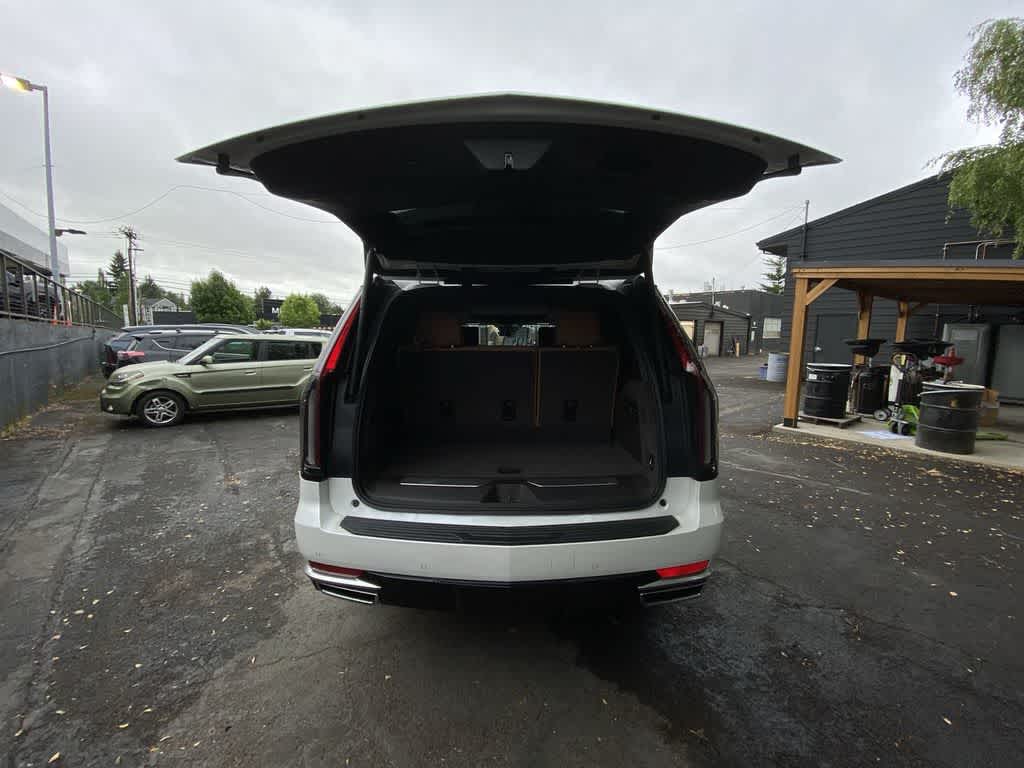 Thumbnail: 2021 Cadillac Escalade - 29