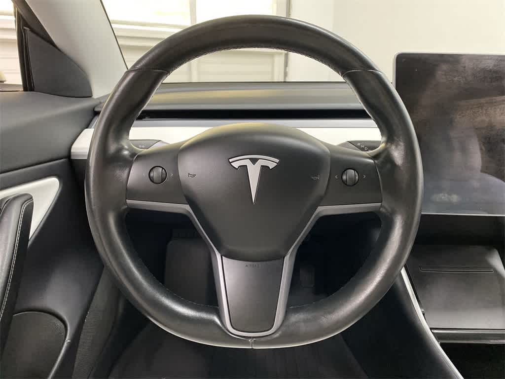 Thumbnail: 2018 Tesla Model 3 - 19