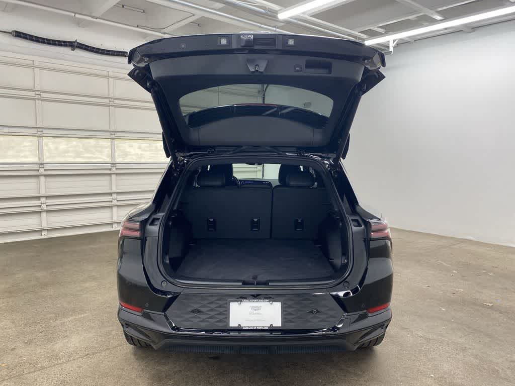 Thumbnail: 2024 Chevrolet Equinox - 28