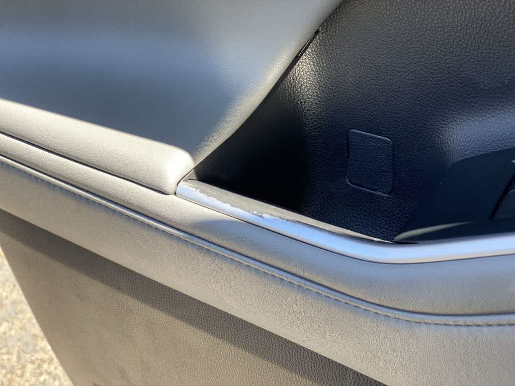Thumbnail: 2021 Toyota Highlander - 41