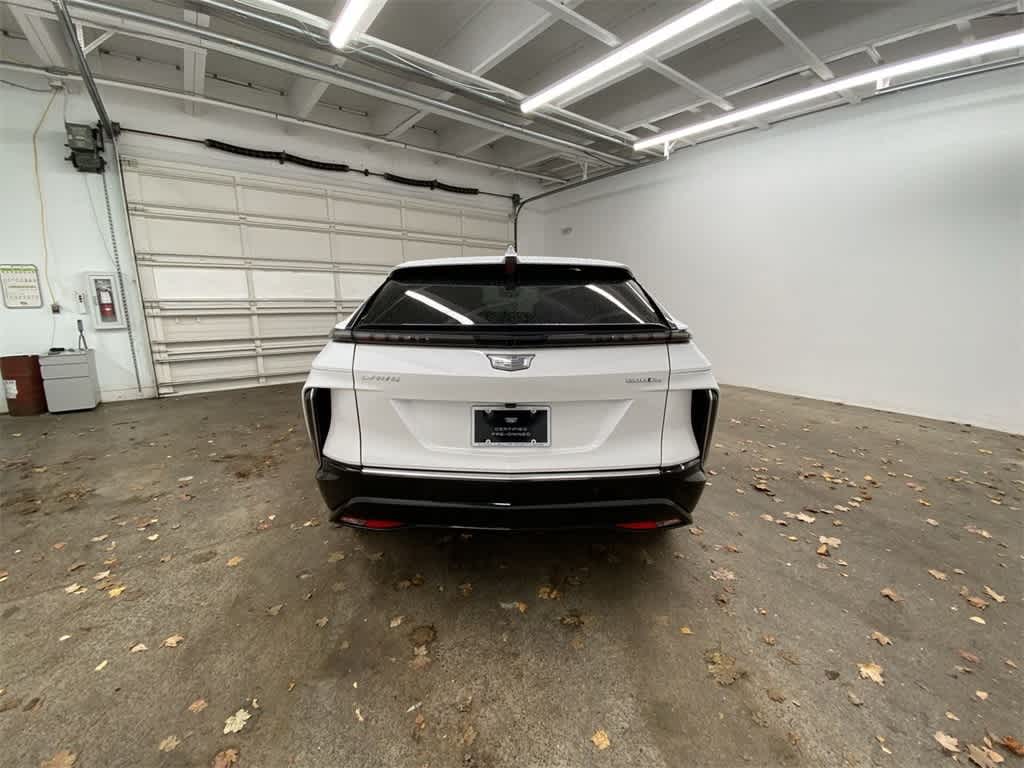 Thumbnail: 2024 Cadillac Lyriq - 5