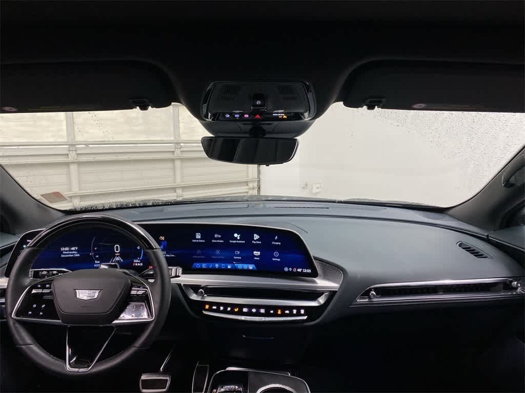 Thumbnail: 2025 Cadillac Lyriq - 13
