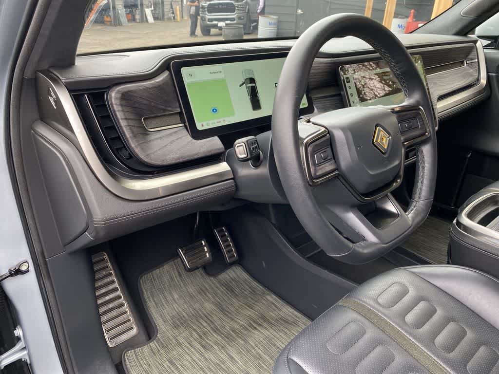 Thumbnail: 2023 Rivian R1T - 2