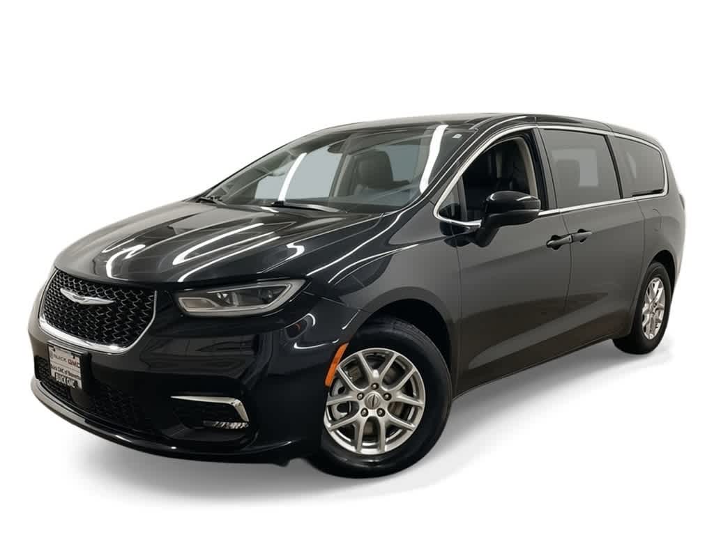 2023 Chrysler Pacifica Touring L -
                  Portland, OR