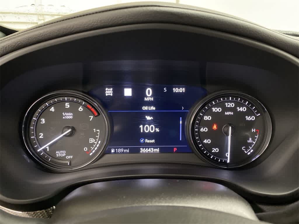 Thumbnail: 2021 Cadillac XT4 - 25