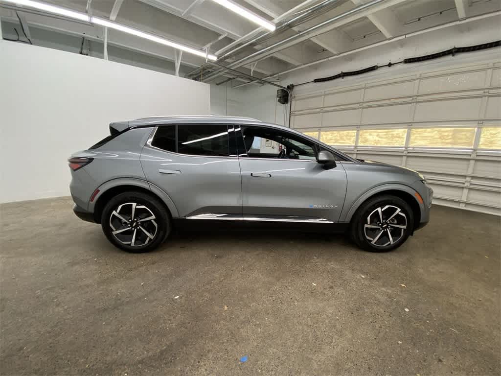 Thumbnail: 2024 Chevrolet Equinox - 7