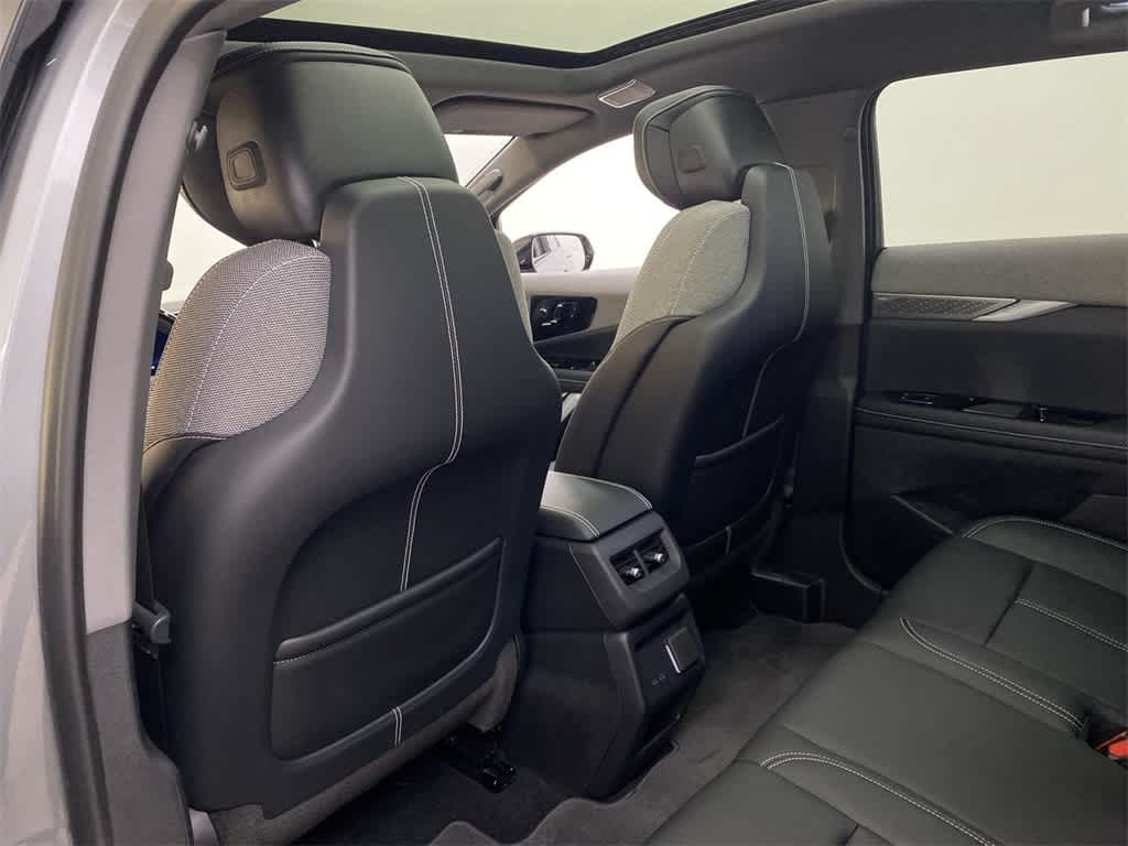 Thumbnail: 2025 Cadillac Optiq - 16