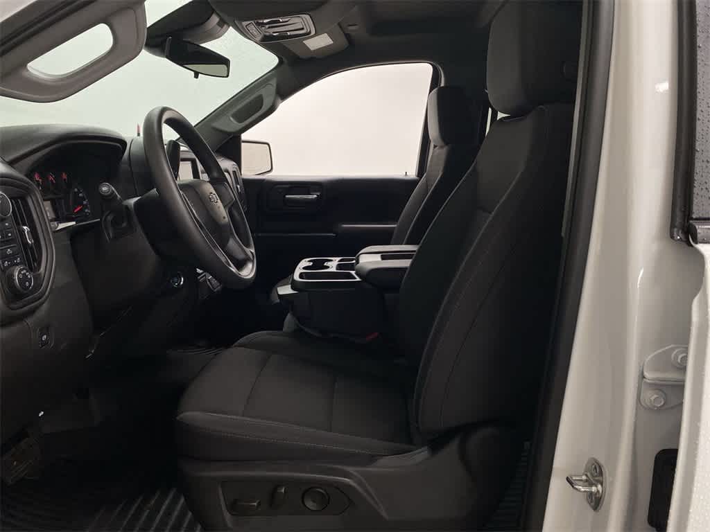 Thumbnail: 2025 Chevrolet Silverado 1500 - 13