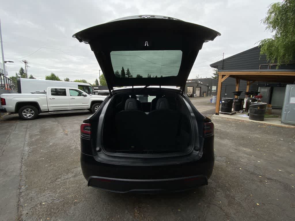 Thumbnail: 2022 Tesla Model X - 24