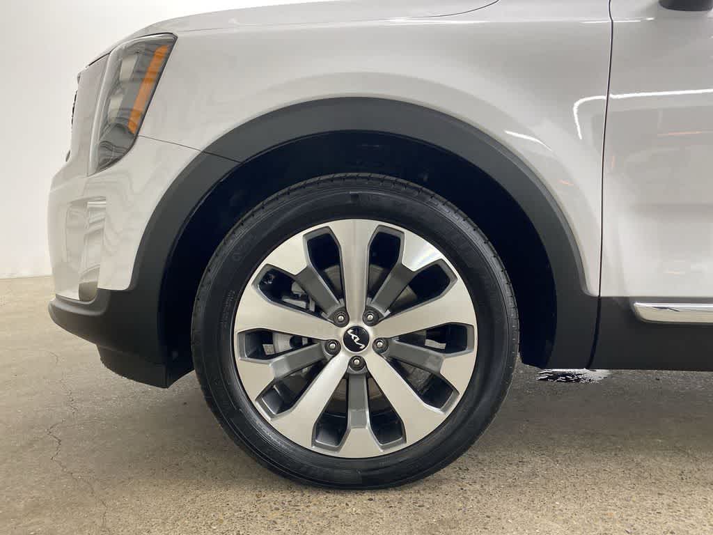 Thumbnail: 2022 Kia Telluride - 10