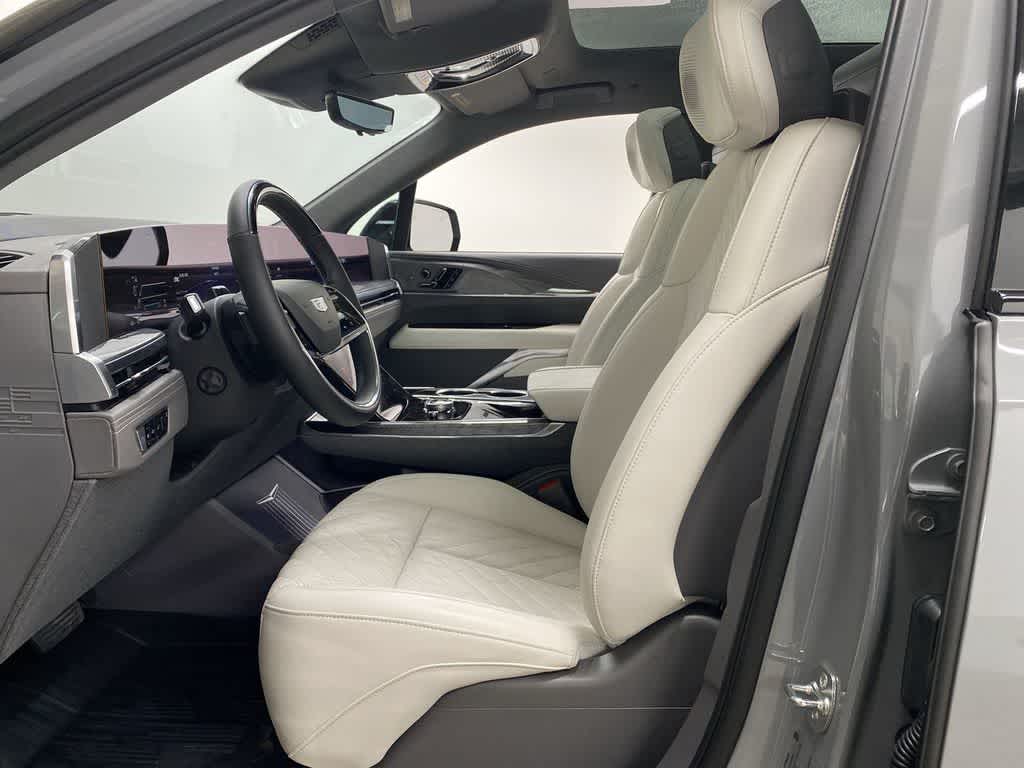 Thumbnail: 2026 Cadillac Escalade IQL - 14