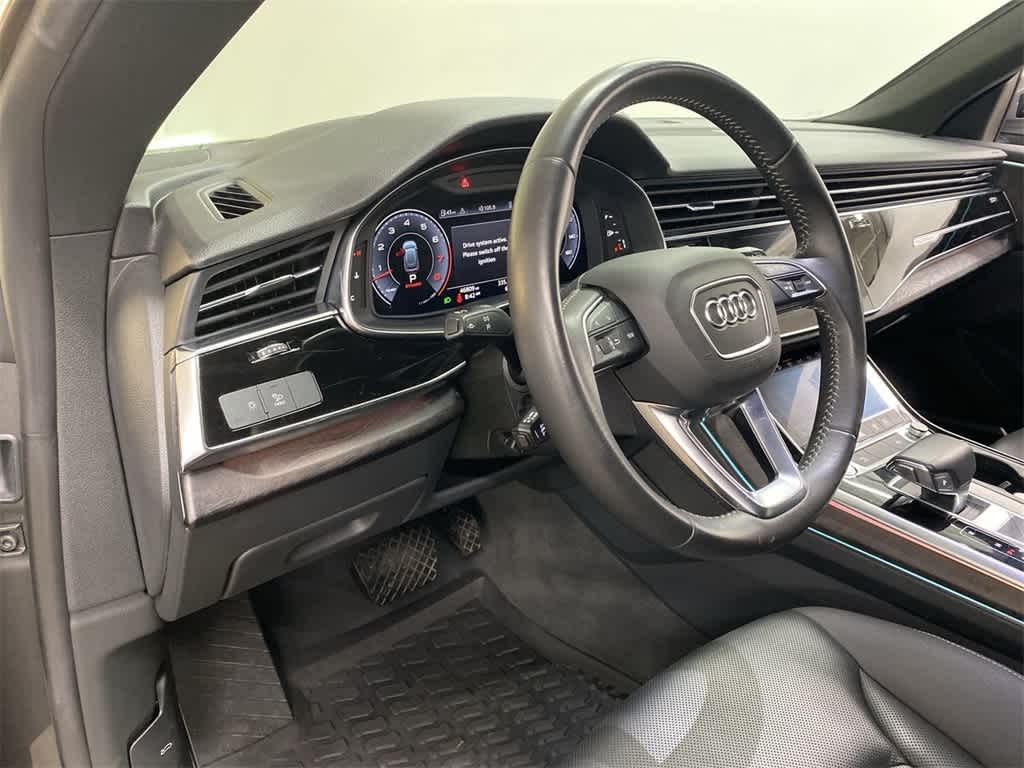 Thumbnail: 2019 Audi Q8 - 2
