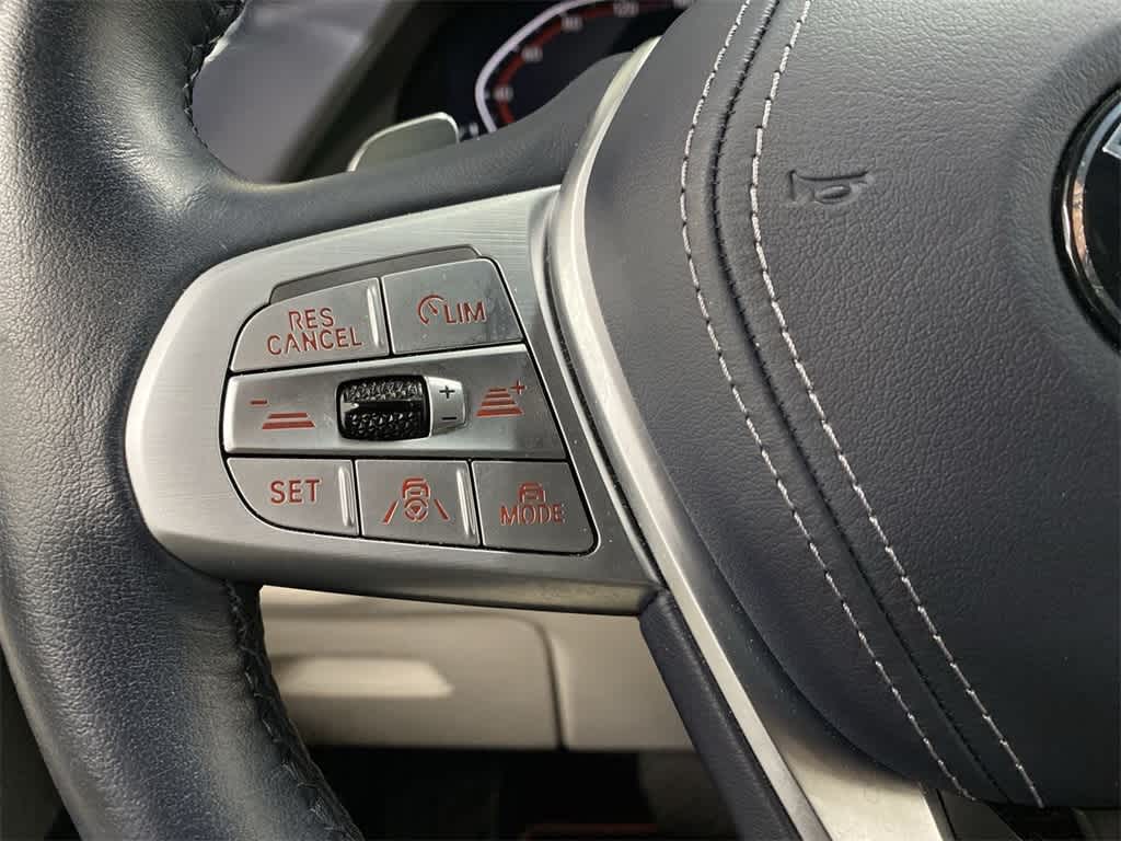 Thumbnail: 2020 BMW X7 - 22