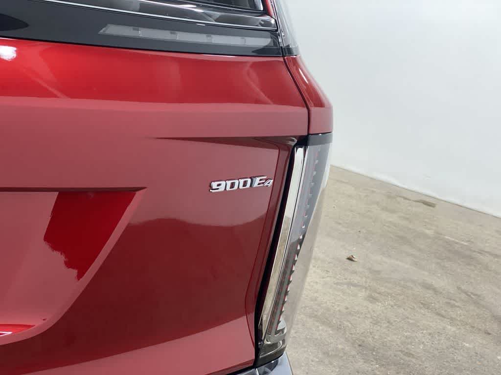 Thumbnail: 2026 Cadillac Vistiq - 11