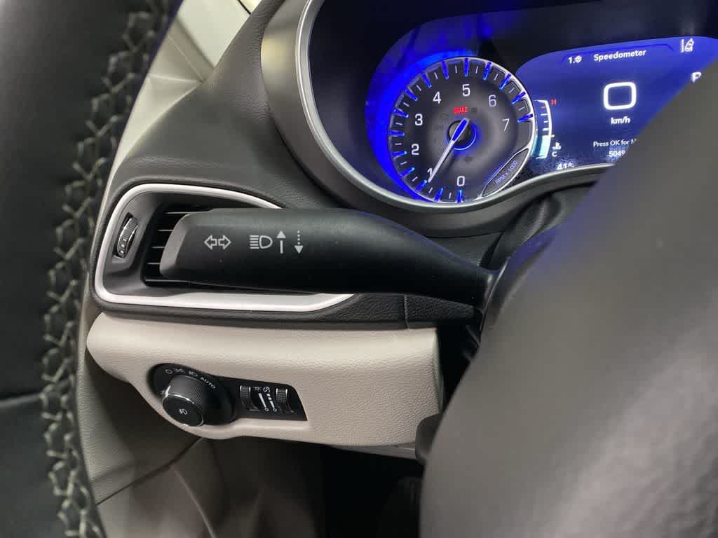 Thumbnail: 2024 Chrysler Pacifica - 23