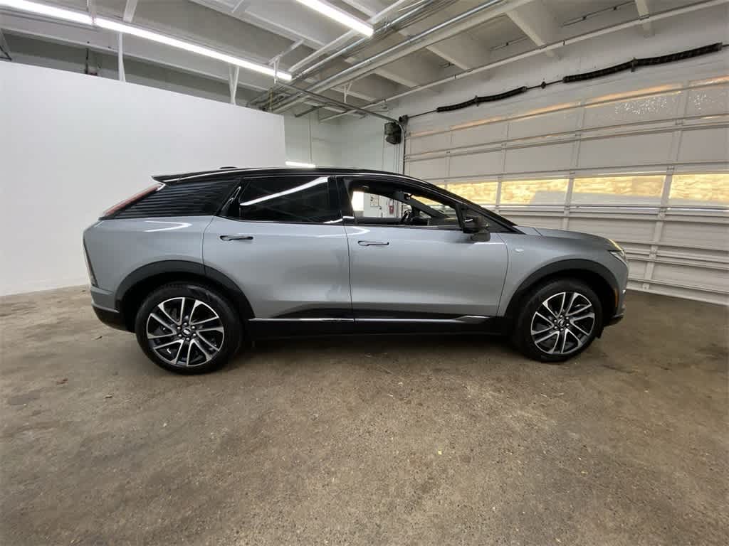 Thumbnail: 2025 Cadillac Optiq - 7