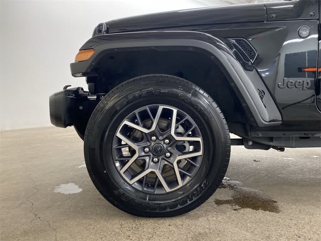 Thumbnail: 2025 Jeep Wrangler - 11