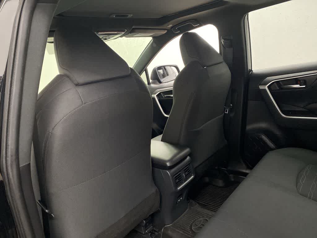 Thumbnail: 2023 Toyota RAV4 - 17