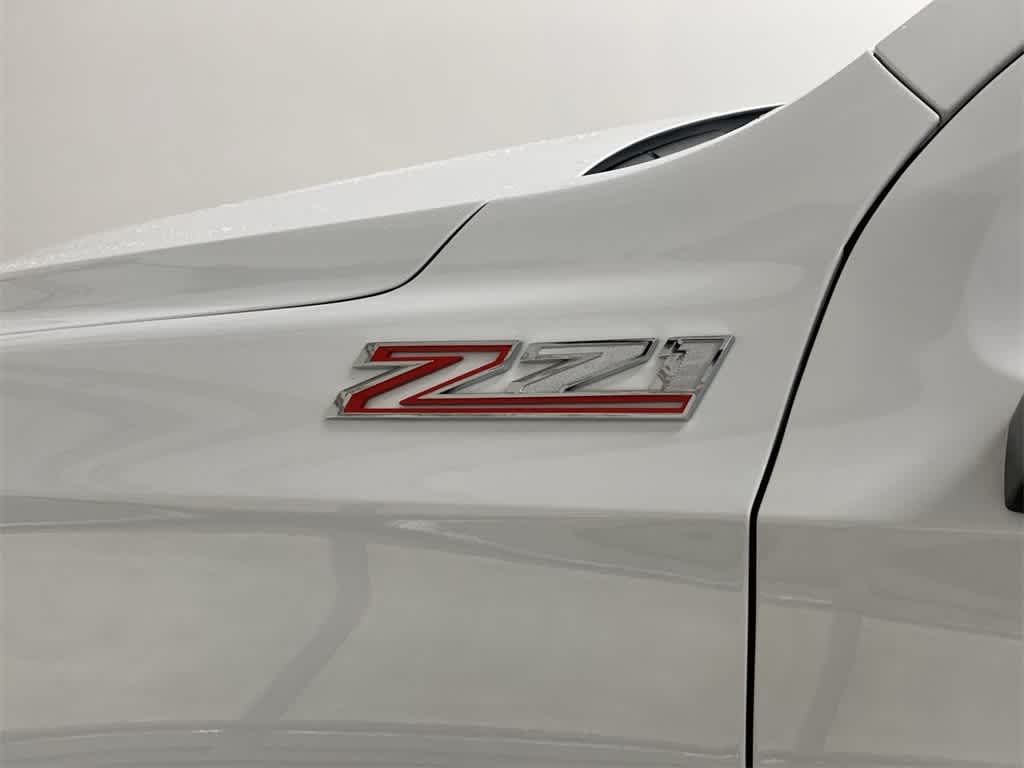2024 Chevrolet Suburban Z71 11
