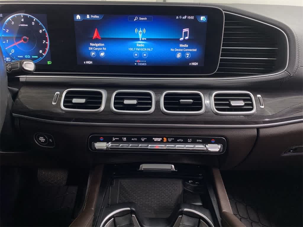 Thumbnail: 2020 Mercedes-Benz GLS - 24