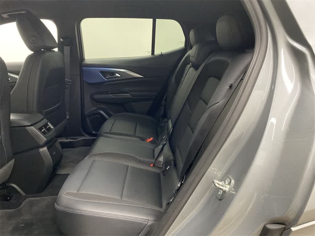 Thumbnail: 2025 Chevrolet Equinox - 16