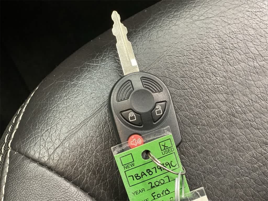 Thumbnail: 2007 Ford Edge - 30