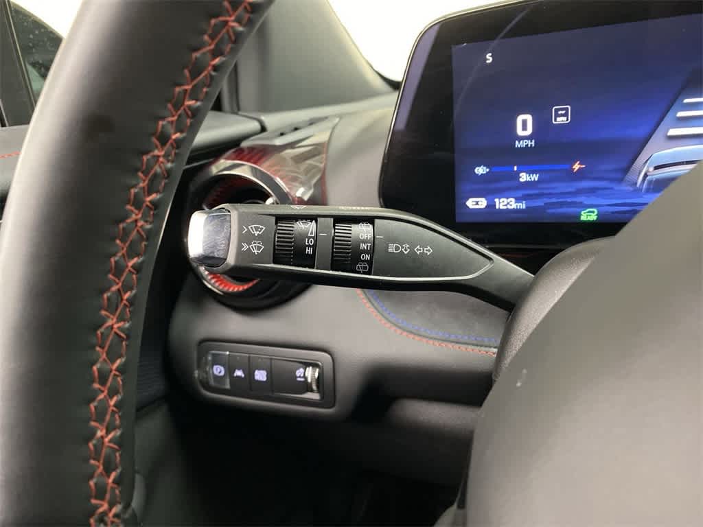 Thumbnail: 2024 Chevrolet Blazer EV - 24