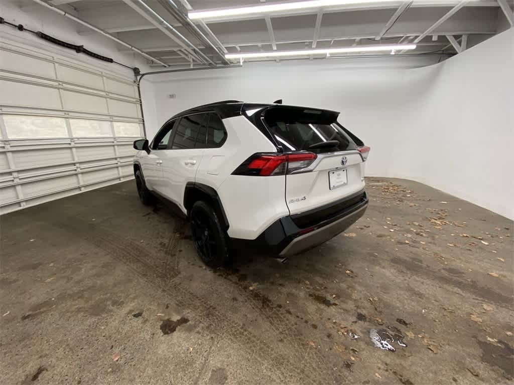 Thumbnail: 2020 Toyota RAV4 - 4