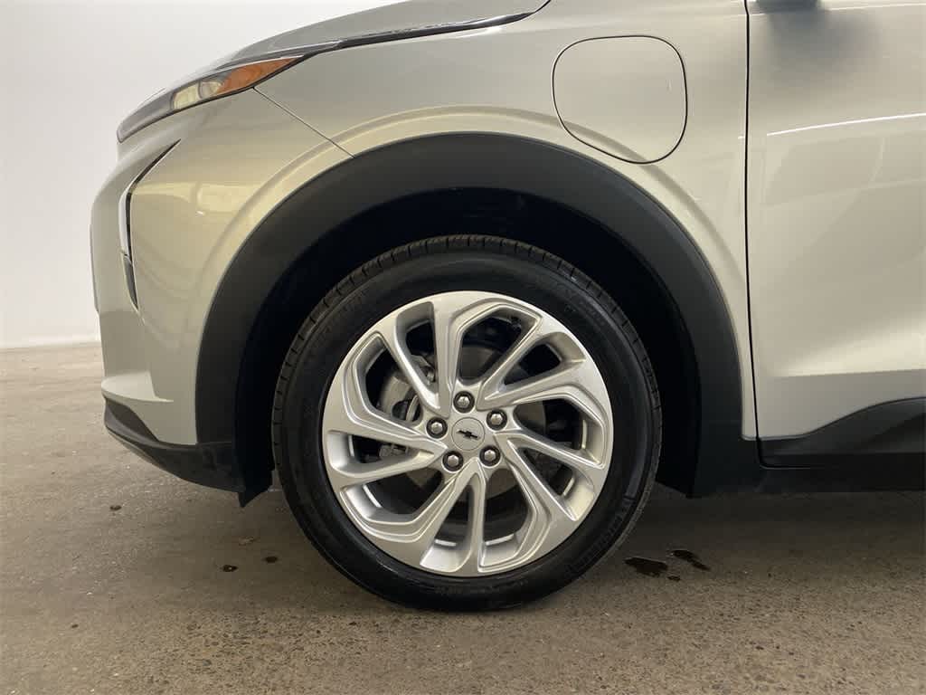Thumbnail: 2023 Chevrolet Bolt EUV - 11