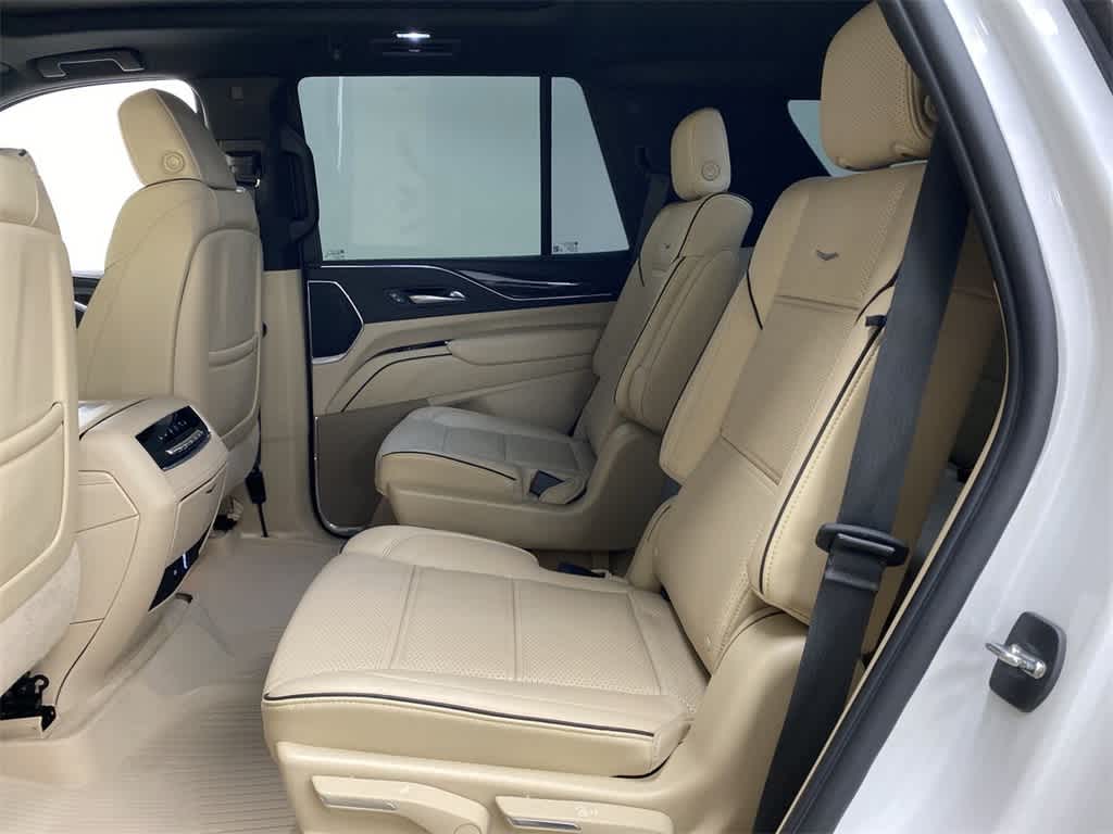 Thumbnail: 2023 Cadillac Escalade - 18