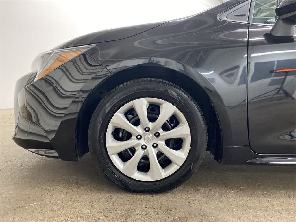 Thumbnail: 2024 Toyota Corolla - 12