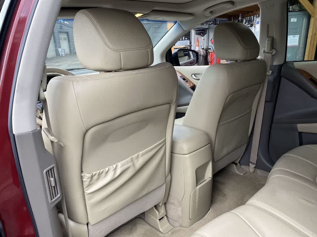 Thumbnail: 2012 Nissan Murano - 17