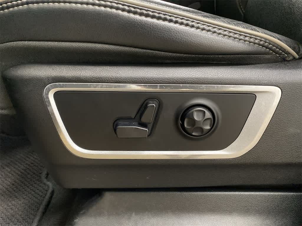 Thumbnail: 2019 RAM 1500 - 14