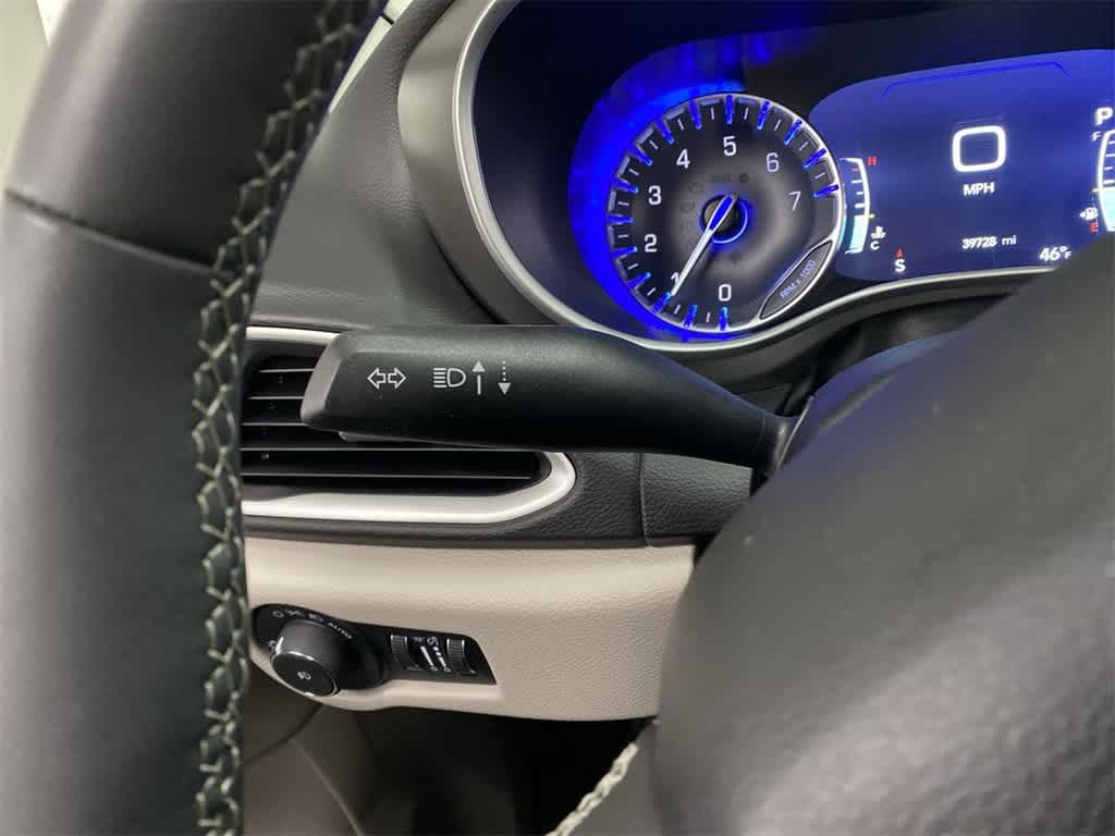 Thumbnail: 2024 Chrysler Pacifica - 22