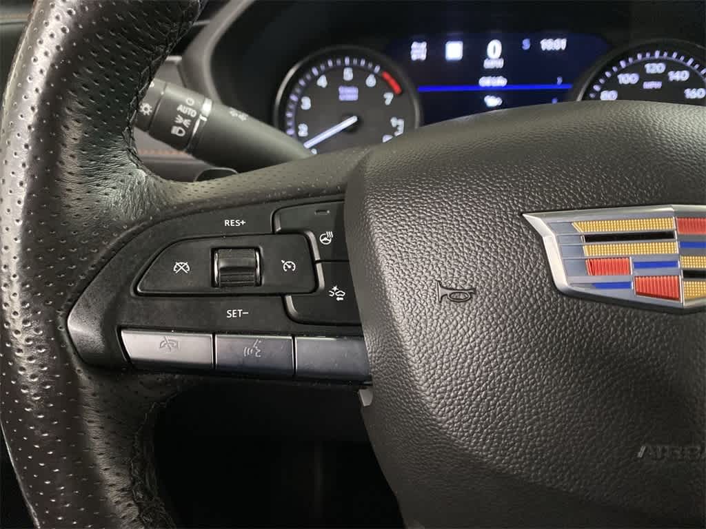 Thumbnail: 2021 Cadillac XT4 - 19